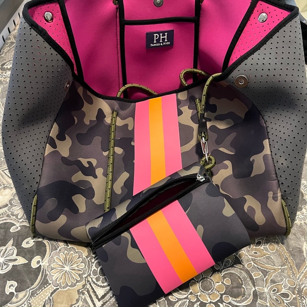Parker & Hyde tote